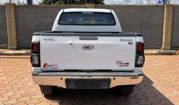 
										Toyota Hilux Double Cab 2013 full									