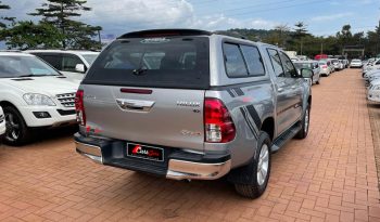 
										Toyota Double Cab Hilux 2017 full									